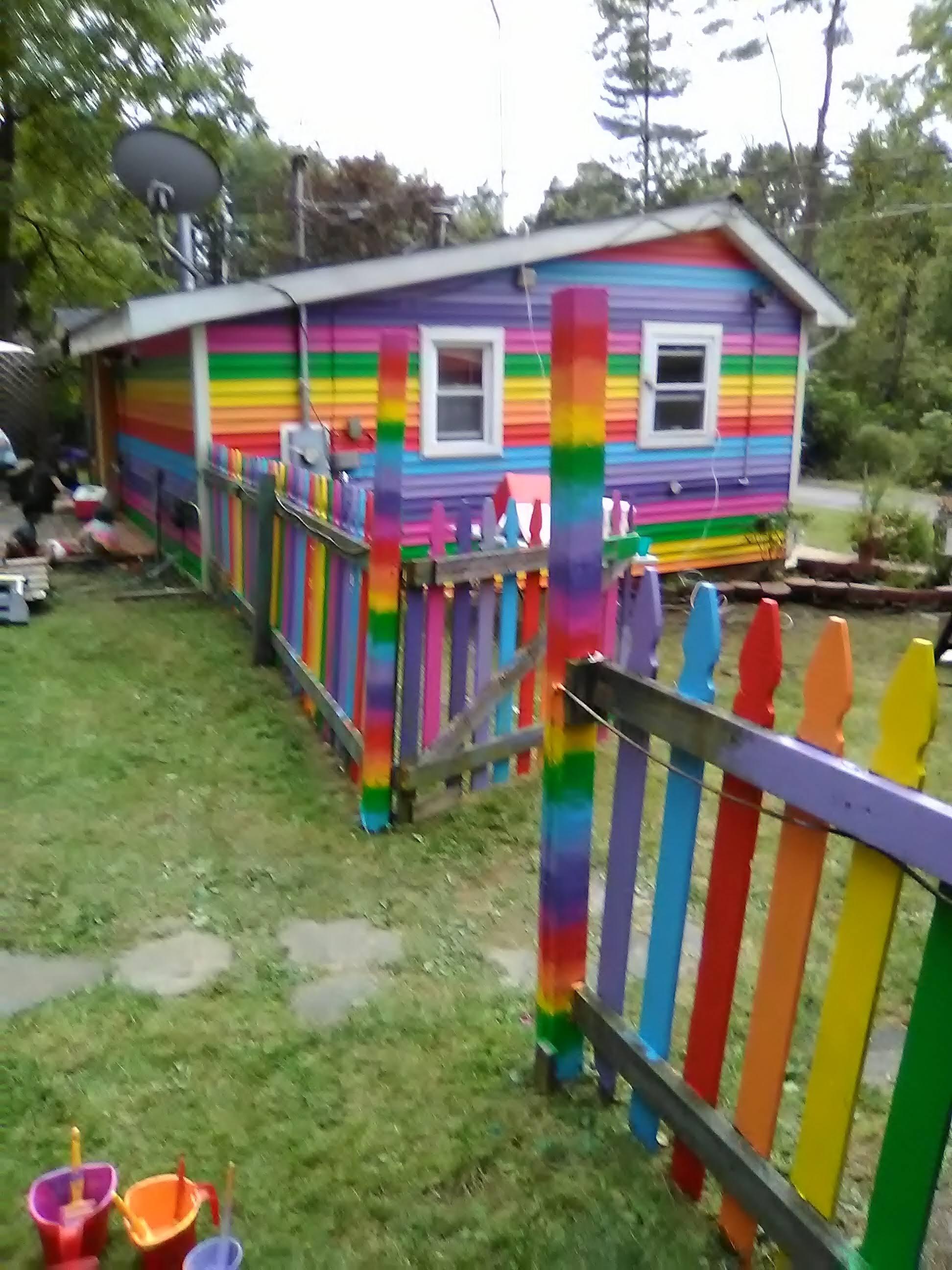 Need A Roommate (Female) For Fantasia Fair . . .